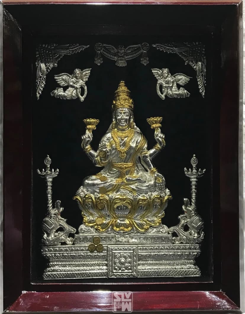 Lakshmi Silver With Gold Plating 15"x19"